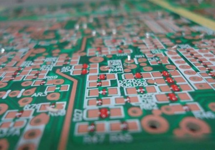SMT Solder Paste Process vs. Red Glue Process: A Complete Guide for Beginners